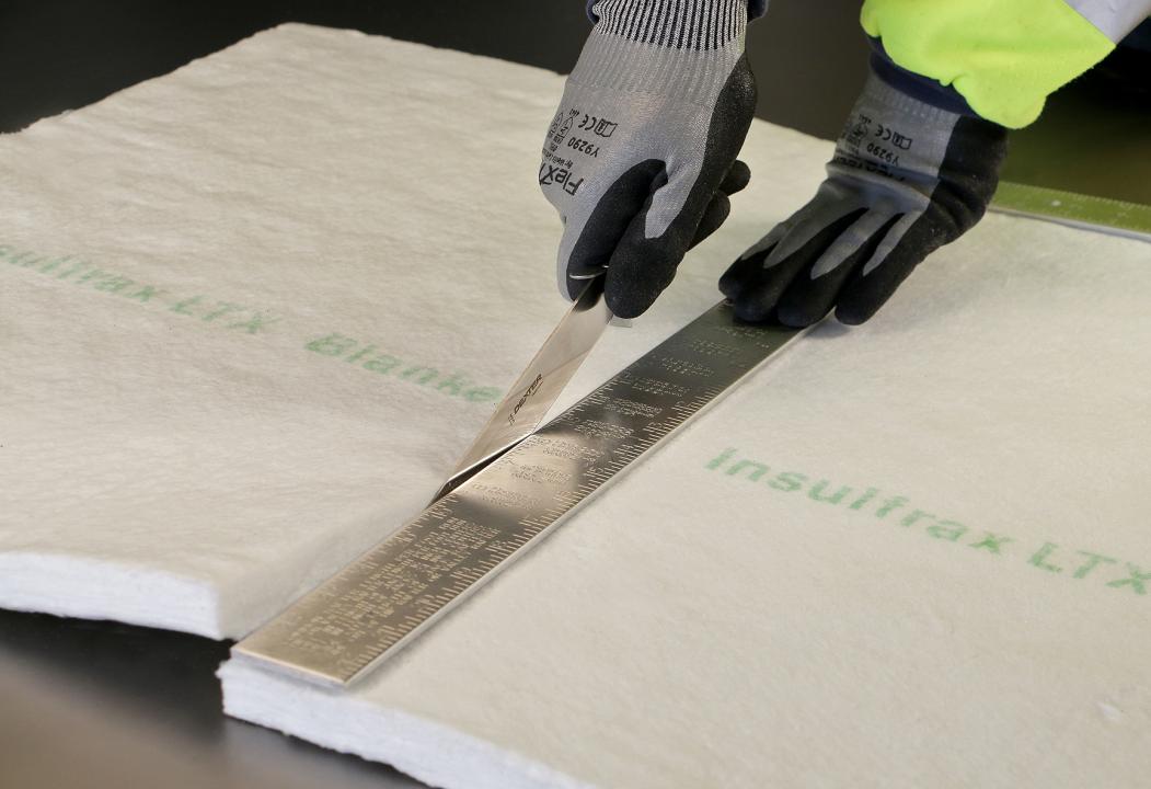 Insulfrax LTX Blanket Roll-Cutting